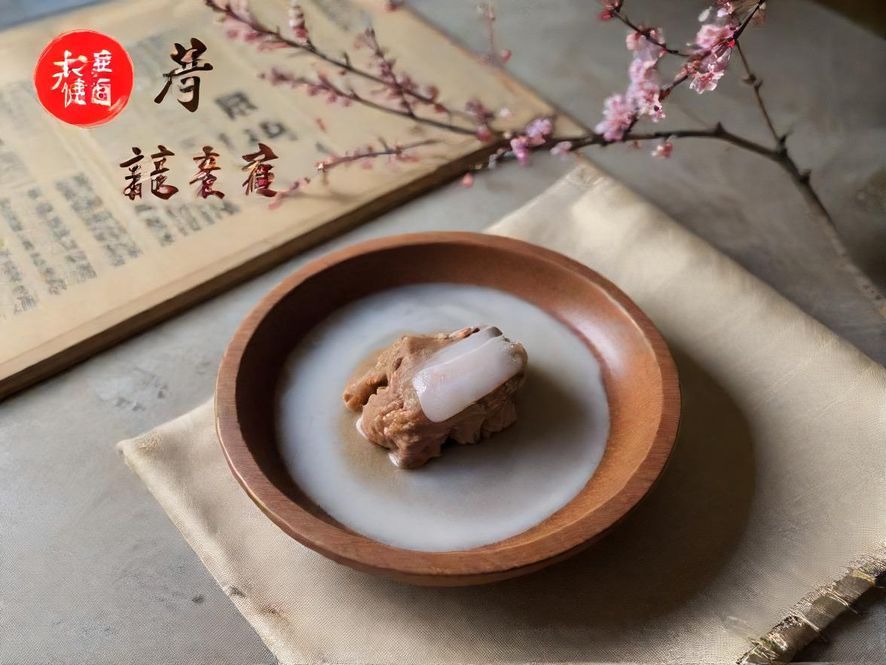 高端会所的内部场景，设计奢华，光线柔和，营造出极致的放松与享受氛围。